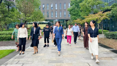 江蘇省無錫市婦聯(lián)黨組成員、副主席朱芳一行蒞臨健培科技考察調(diào)研