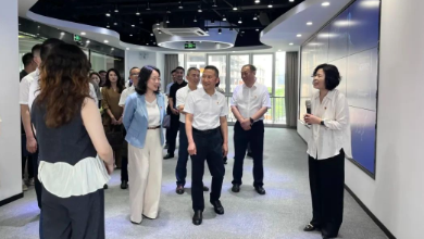 杭州市發(fā)改委黨組副書記、副主任、機關黨委書記楊釗一行蒞臨健培科技考察調研